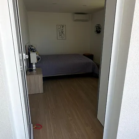 Duplex A La Armacao de Pera